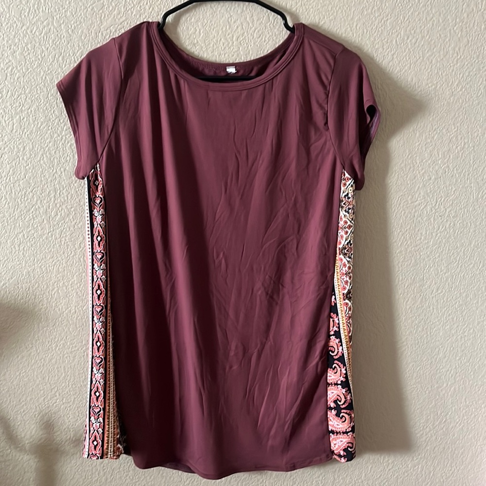 Cap-sleeve tshirt